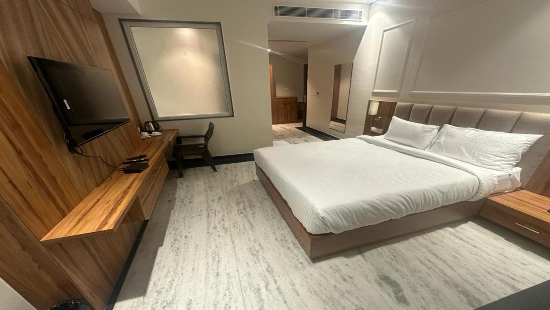 Hotel Saaj Mansion Jaipur Bagian luar foto